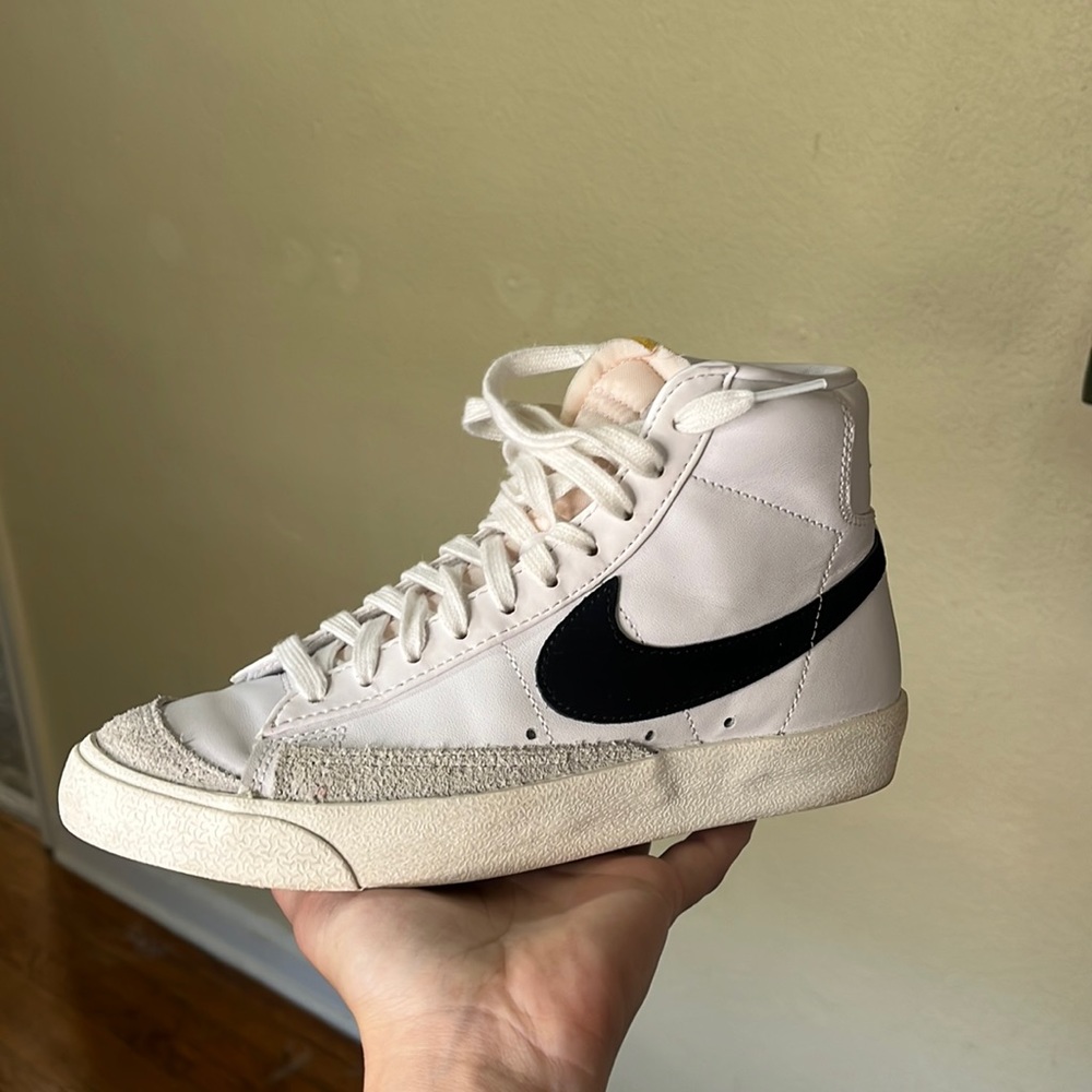 Nike blazer mid 77
